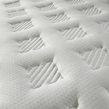 Close-up of the diamond-lattice quilting on the Diamond 1500 pocket spring mattress